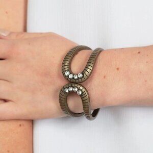 Paparazzi Jewelry Accessories - Desert Prosperity - Brass Bracelet - Vintage